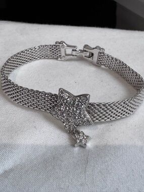 💫 HOST PICK 💫 Swarovski Silver Mesh Bracelet, Crystal Star Charm – Sparkle! 💫